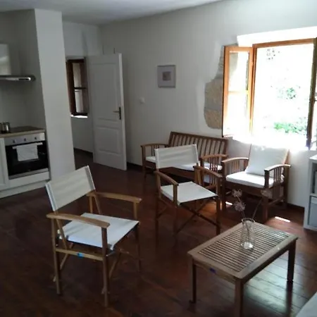 Apartment Jankovich Castle Benkovac